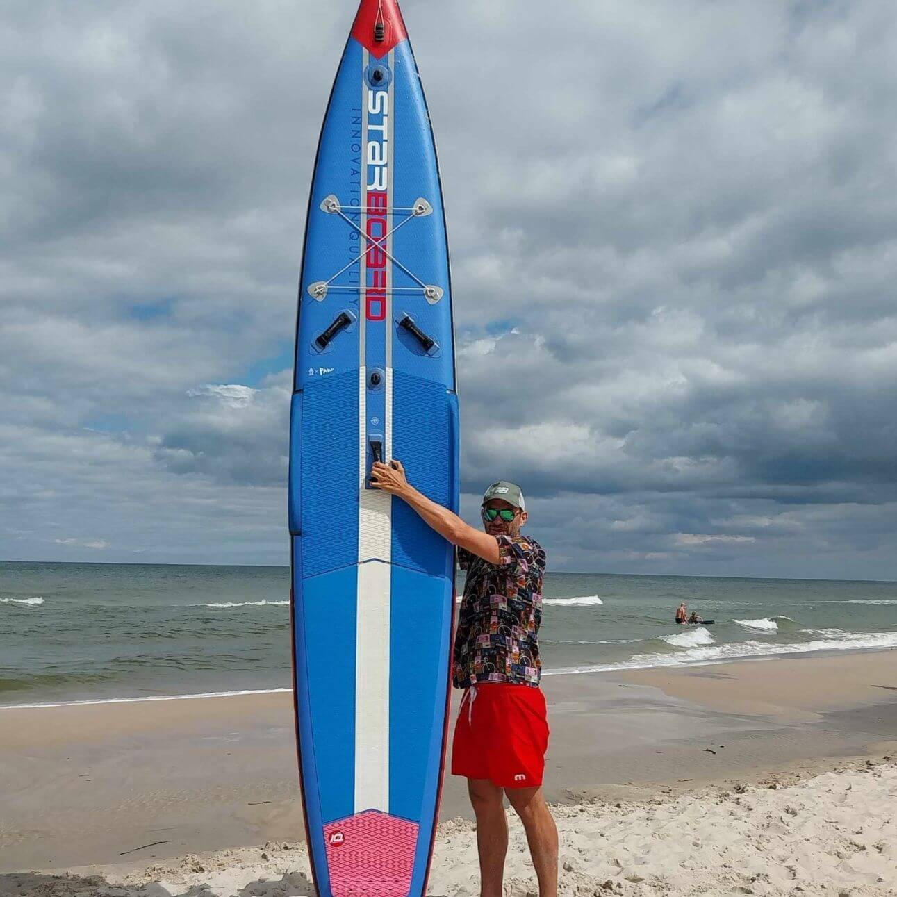 Zdjęcie przedstawiające fryzjera Krzysztofa Szymczaka